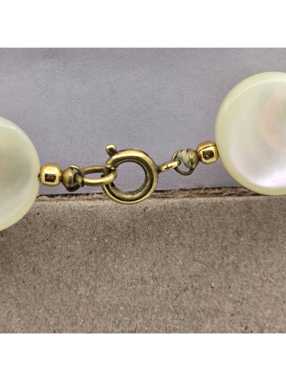 Vintage Mother Of Pearl Coin Necklace Gold Plated Nautical Chic Shell Jewelry - Picture 9 of 13